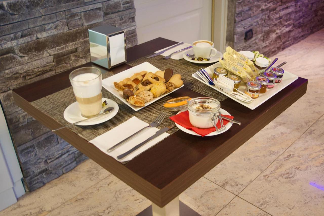 Autosole 2 Hotell Milano Exteriör bild