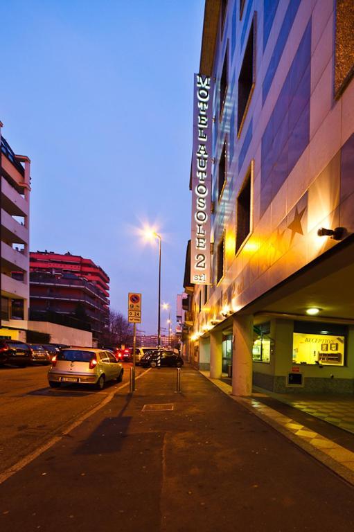 Autosole 2 Hotell Milano Exteriör bild